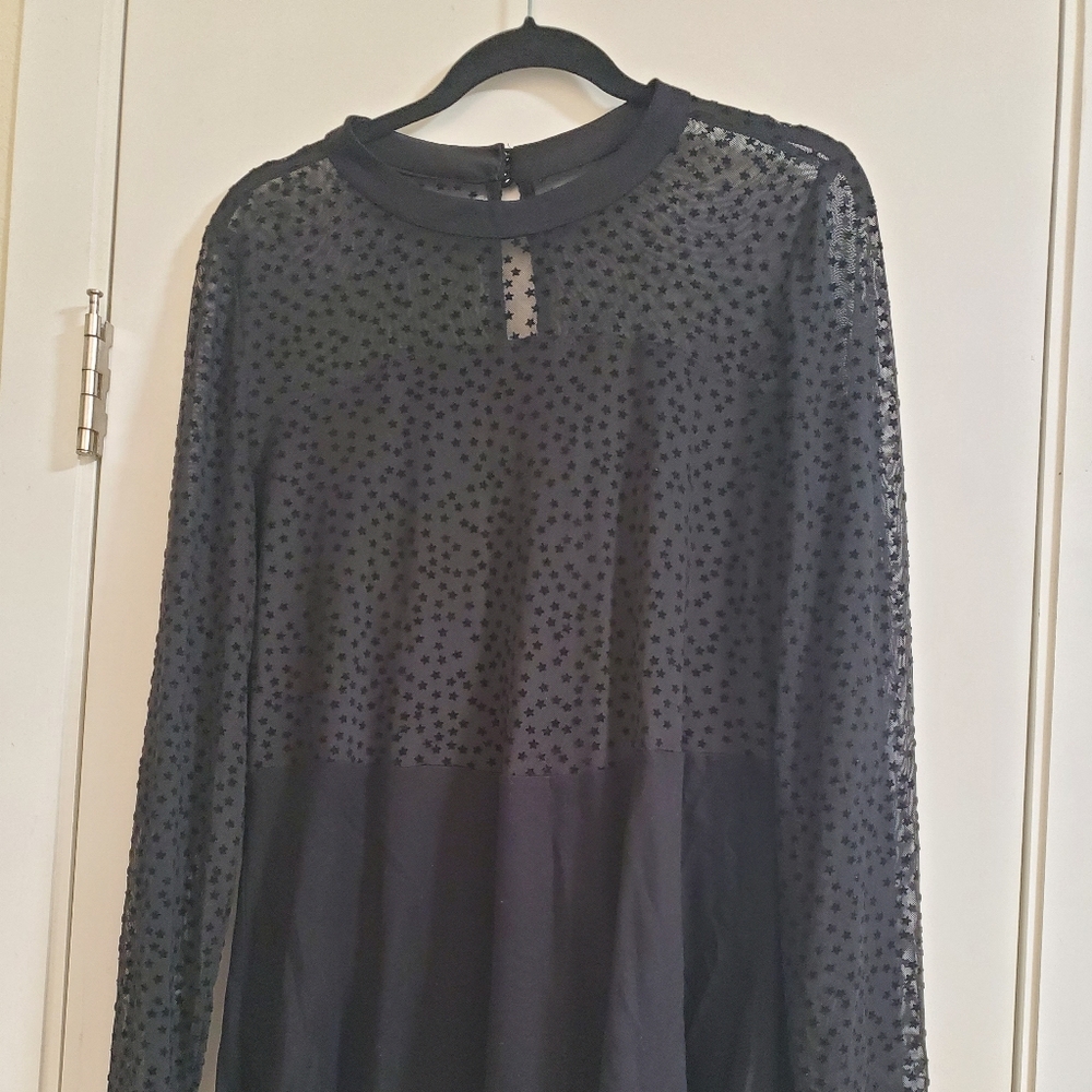 Black star mesh top